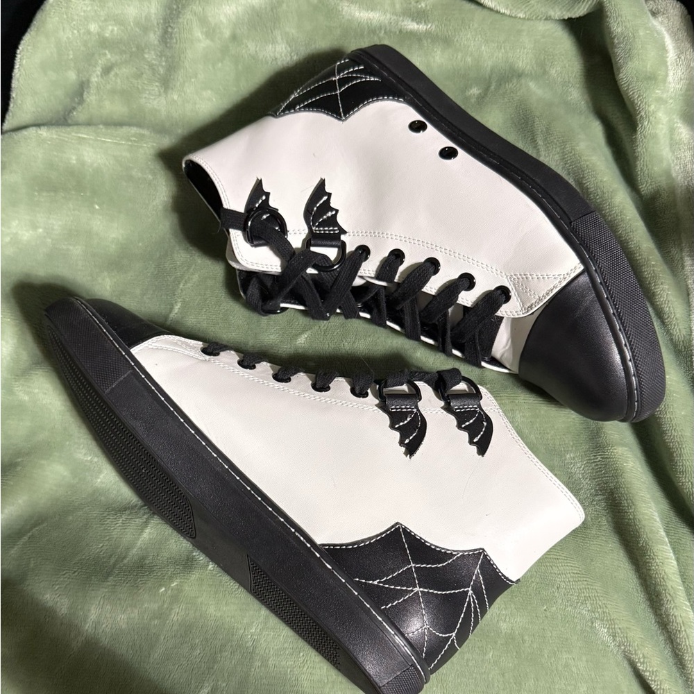 Strangecult Gothic Halloween Spooky Bat Spiderweb Chelsea High Top Sneakers